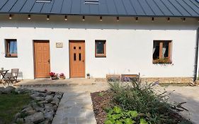 Lovely Fully-Equipped Studio In Tisa Village. Rocks Only 5 Minutes Walk